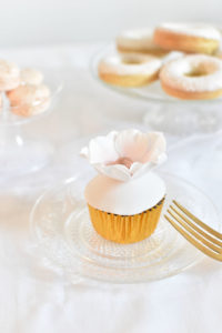 gateau mariage var wedding cake provence cupcake fleuri